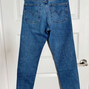 Levi's Women's Blue Ankle Wedgie Jeans